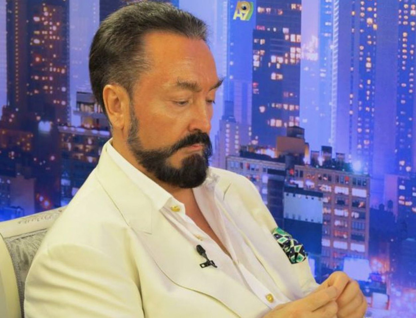 Cezaevindeki Adnan Oktar'dan yeni fotoğraf! Son hali gündem oldu - Resim: 1