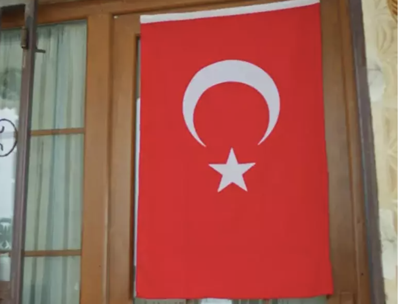 Uzak Şehir dizisinde gurur dolu anlar! Hassasiyeti hatırlattı... - Resim: 2