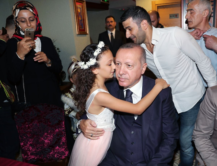 Cumhurbaşkanı Erdoğan'a yoğun ilgi - Resim: 2