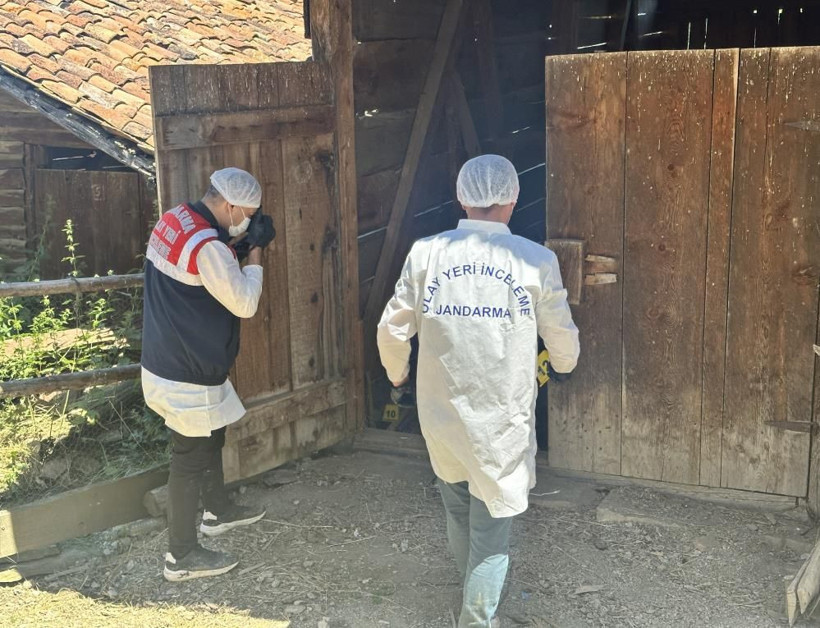 Kastamonu'da korkunç olay: Çuvala konulan ceset dere yatağında bulundu! Samanlık ve balta detayı... - Resim: 2