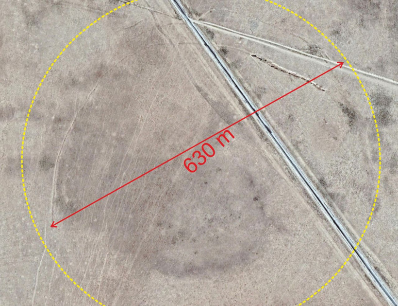 Konya'da üzerinden yol geçen obruk ürküttü! 630 metre çapında ve uydudan görülüyor - Resim: 3