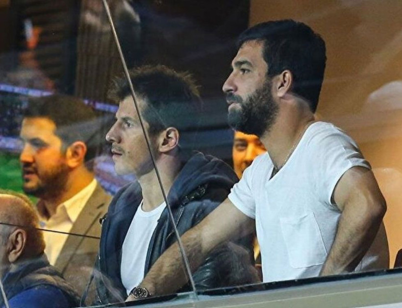 Seçil Erzan'dan parasını döve döve fazlasıyla aldı! Galatasaraylı Semih Kaya ve Ayhan Akman'a 'tefecilik' soruşturması - Resim: 3