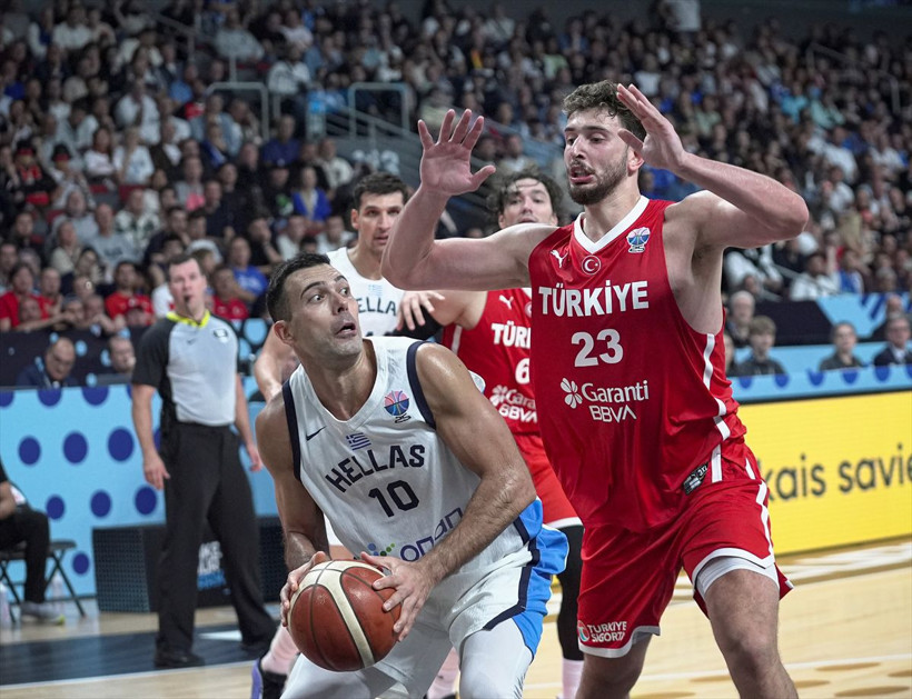 Yunanistan'ı ezip geçen 12 Dev Adam, Yunan basınında! İşte atılan manşetler - Resim: 1