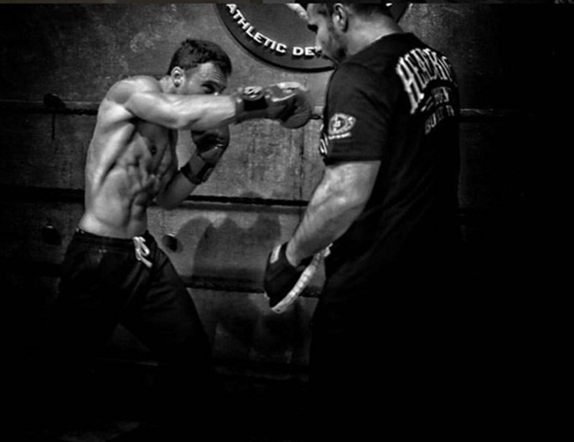 Kerem Bürsin'e uygun partner aranıyor - Resim: 3