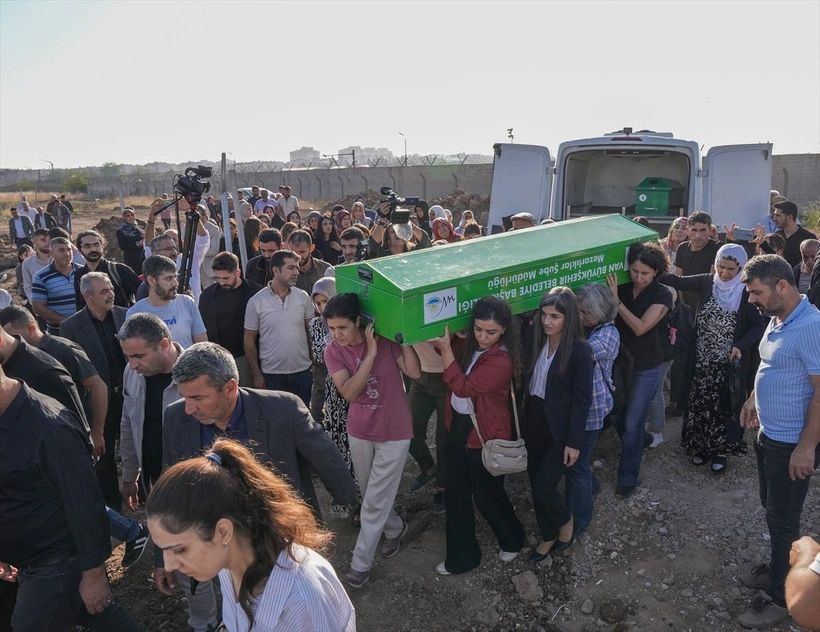 Soruşturma Van’dan KKTC’ye uzandı! Rojin Kabaiş'in not defterinden şifreler ve isim çıktı, ifadesinde... - Resim: 3