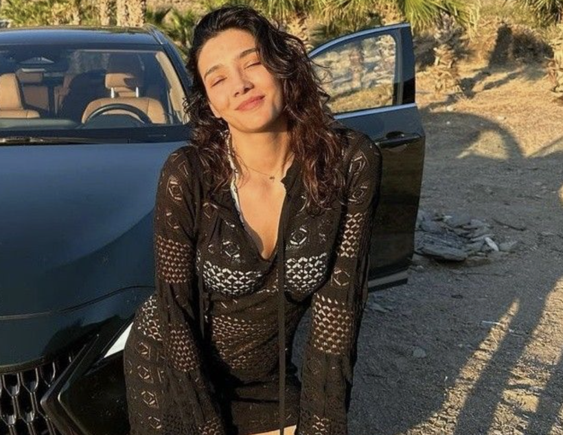 Aybüke Pusat imaj değiştirdi! Son haline beğeni ve yorum yağdı... - Resim: 4
