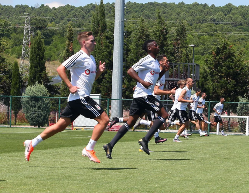 Beşiktaş’ın yeni transferi ABD'li Tyler Boyd ilk antrenmanına çıktı - Resim: 1