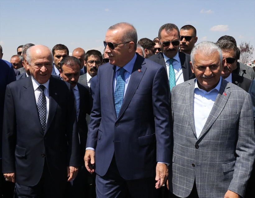 Cumhurbaşkanı Recep Tayyip Erdoğan Malazgirt'te! 948'inci yıldönümünden kareler - Resim: 2