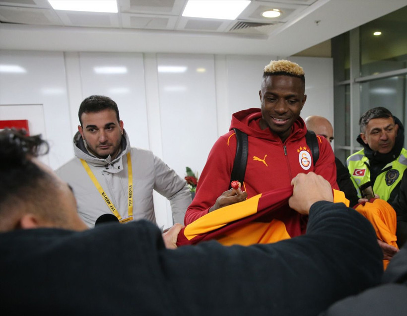 Victor Osimhen Galatasaray taraftarını kahretti! Veda gibi açıklama - Resim: 3