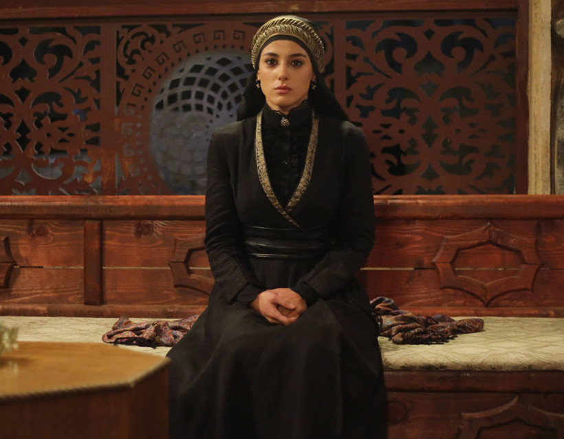 TRT 1 resmen duyurdu izleyici çıldırdı! O dizi erken final yapıyor  - Resim: 4