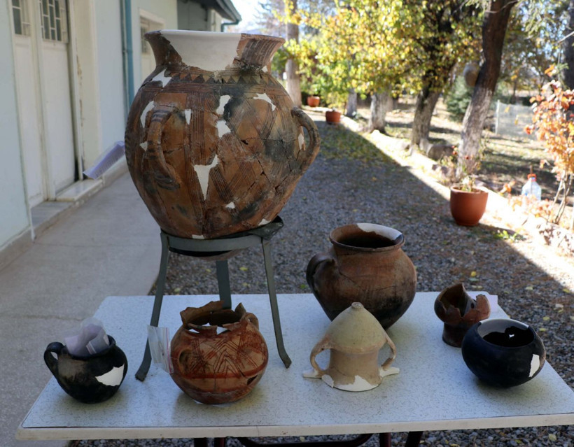 Kayseri'de bulundu 4 bin 200 yıllık mezar küpü TÜBİTAK projesinde incelenecek - Resim: 2