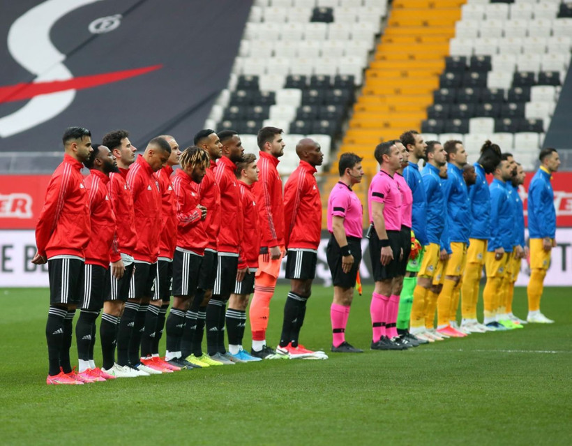 Beşiktaş- Ankaragücü maçı sonrası olay yorum! Beşiktaş'ın ilk golü iptal olmalıydı - Resim: 4