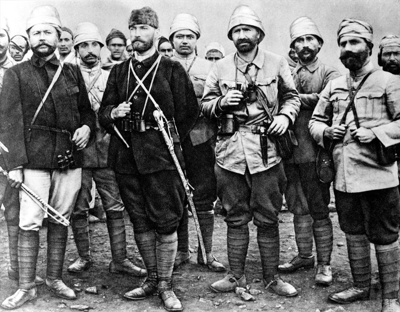 Çok özel fotoğraflarla 100 yıllık Cumhuriyet'in mimarı: Atatürk! Bazıların ilk kez göreceksiniz... - Resim: 2