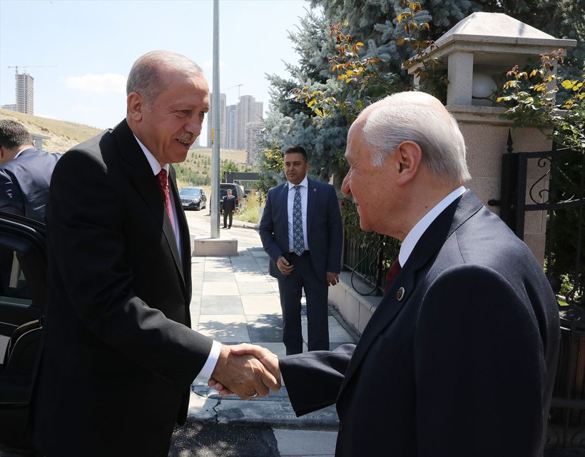 Cumhurbaşkanı Erdoğan Devlet Bahçeli'yi evinde ziyaret etti - Resim: 4