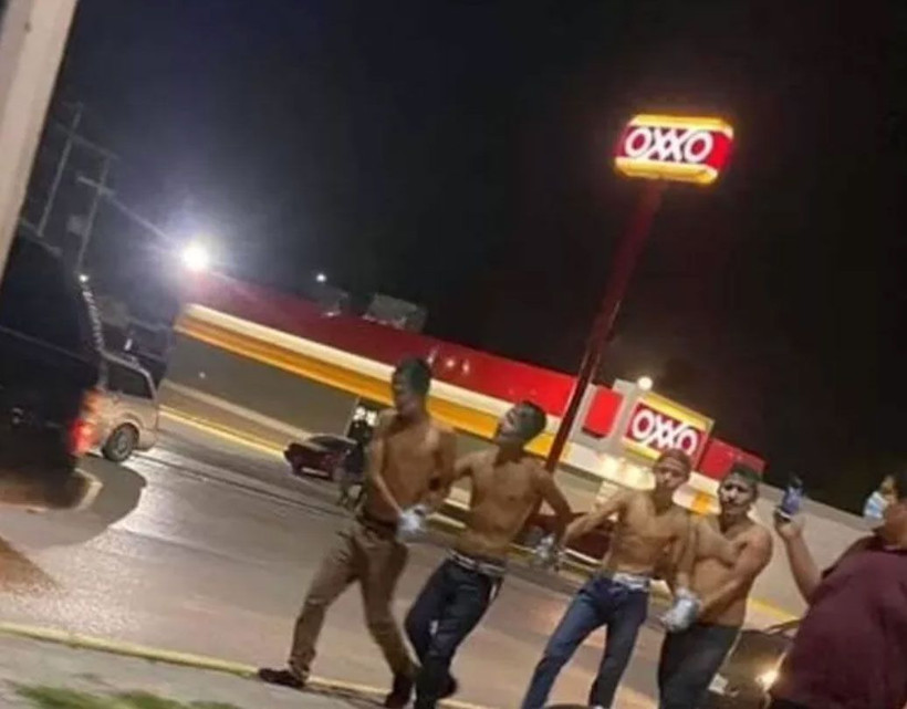 'Joker' gibi boyayıp üstü çıplak direğe bağladılar! Alınlarına ve göğüslerine yazılanlar şok etti - Resim: 3