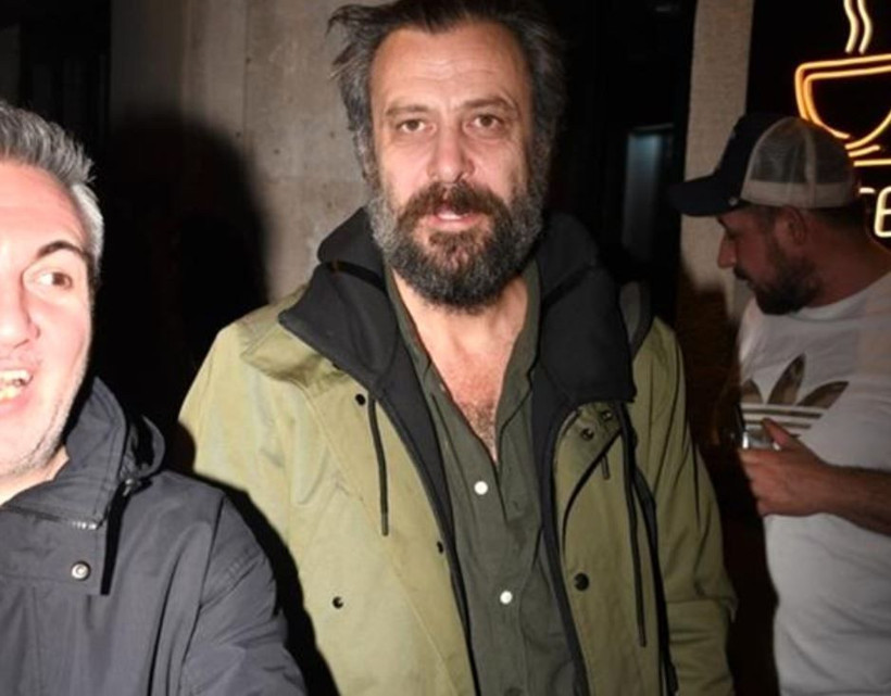 Nejat İşler alkolün dozunu kaçırdı, muhabirlere önce küfür sonra el hareketi... - Resim: 3