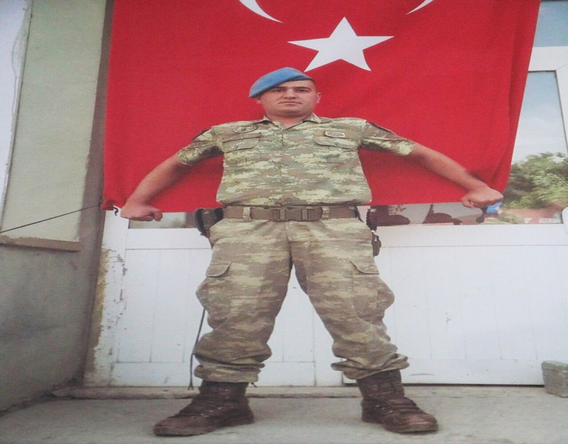 Evladı şehit olan baba alkolü bıraktı! Şehit oğlunun odası depremde hiç zarar görmedi - Resim: 4