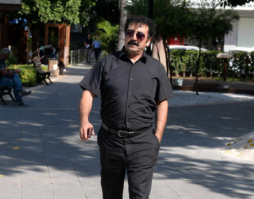 Müslüm Gürses'e benzerliğiyle dikkat çekiyor film teklifleri alıp sahneye çıkıyor - Resim: 2