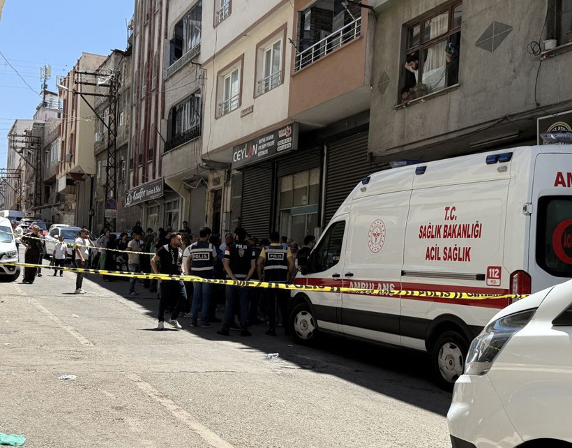 Tartışma çok feci bitti! Meğer cezaevinden izinli çıkmış - Resim: 1