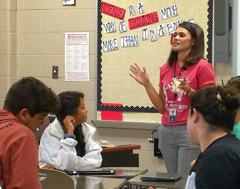 Öğrencisiyle cinsel ilişkiye girecekken suçüstü basıldı!  - Resim: 1