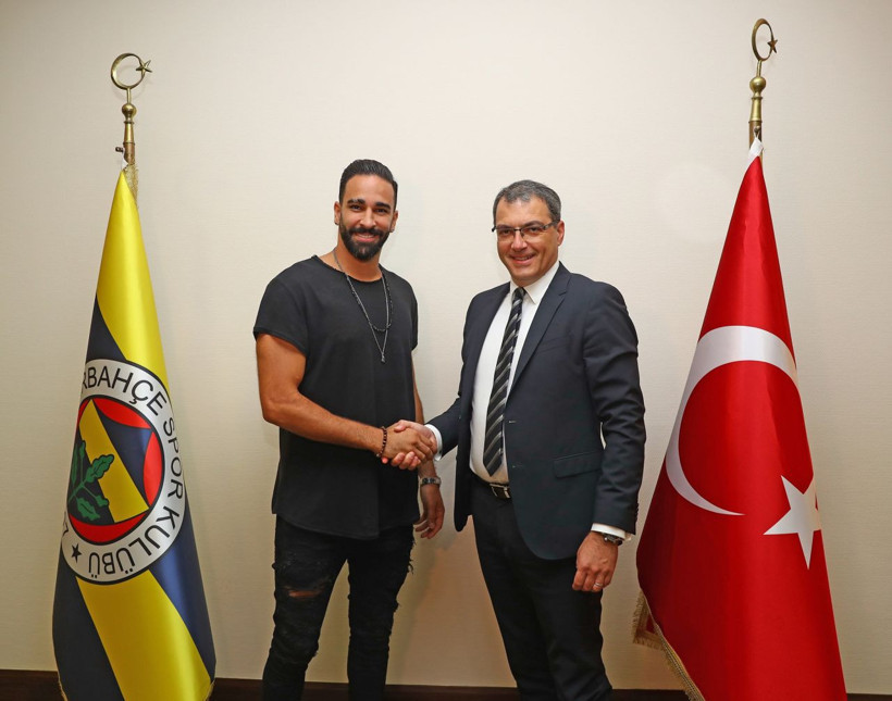 Fenerbahçe Fransız stoper Adil Rami'yi resmen açıkladı! - Resim: 3