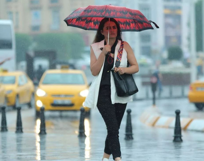 Meteoroloji'den 20 ile sarı kodlu uyarı! Uzman isim saat verdi: Dikkat çamur yağacak! - Resim: 1