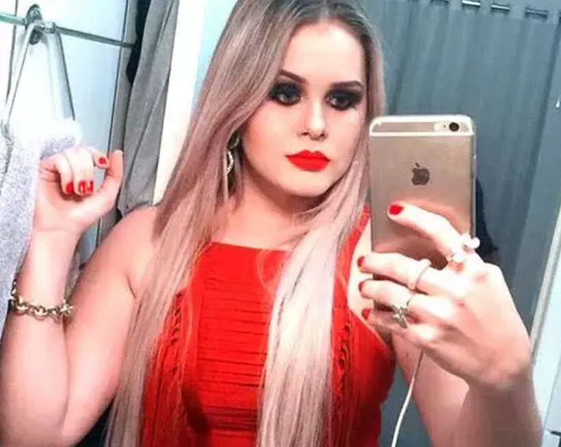 Fakir mahallesinde lüks hayat sürüyordu! WhatsApp valisi zorda - Resim: 1