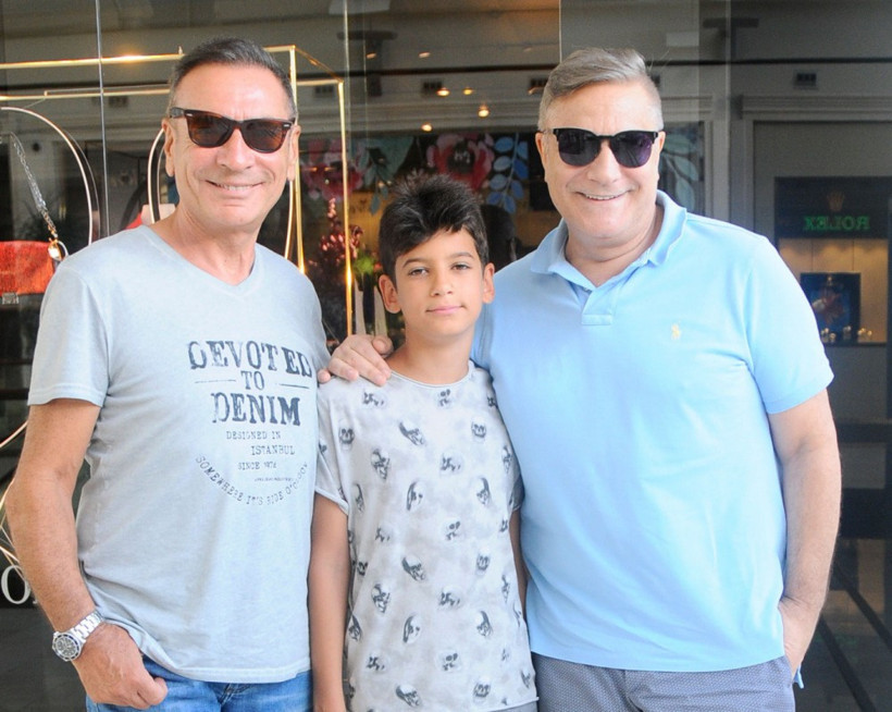 Nurgül Yeşilçay'ın kardeşini görenler şoke oluyor "Bir insan bu kadar mı..." - Resim: 3