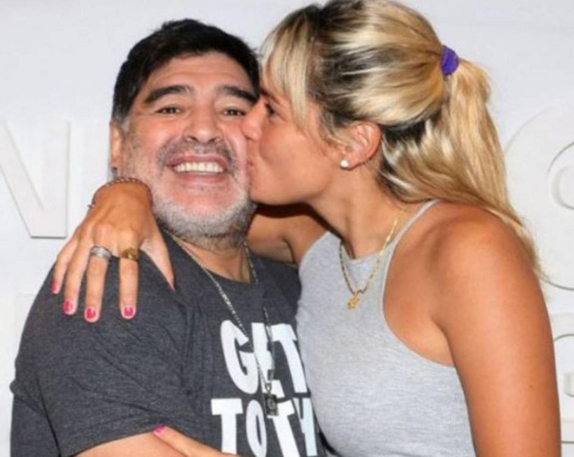 Maradona'nın cenazesinde kriz! Eski karısından eski sevgilisine yasak - Resim: 3