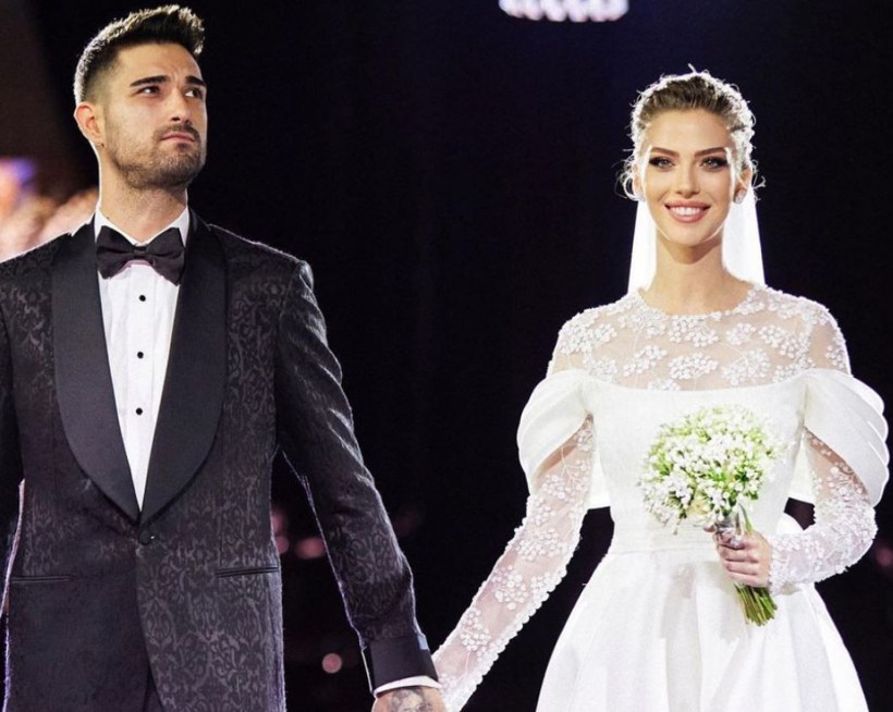 İdo Tatlıses ve Yasemin Şefkatli'den 'dolar' göndermesi... Balayına ABD'ye gittiler - Resim: 3