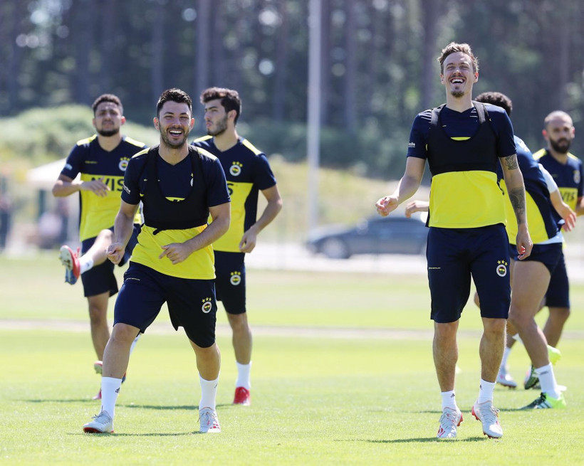 Fenerbahçe'nin yeni transferleri sahaya indi - Resim: 1