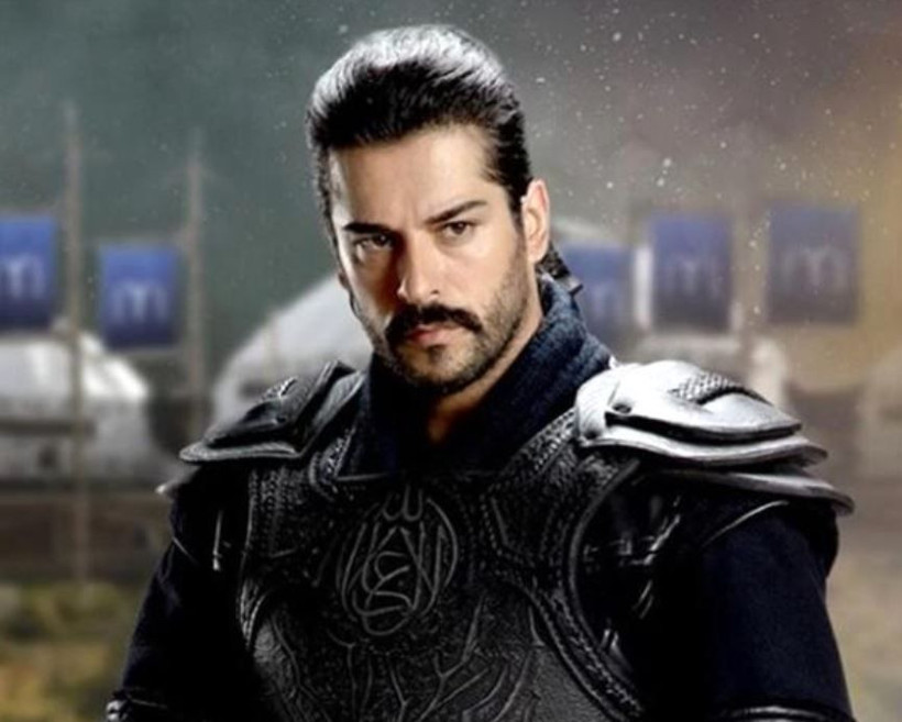 ATV Kuruluş Osman dizi setinde küfür eden ve hapsi istenen Burak Özçivit çalışmaya razı! - Resim: 1