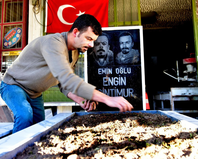 Rüyasında öldüğünü görünce etkilenip kendi mezarını yaptı - Resim: 3