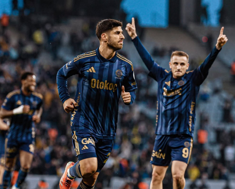 Kaya &Ccedil;ilingiroğlu'ndan Fenerbah&ccedil;eli yıldız i&ccedil;in 'Futbol hayatı bitti' a&ccedil;ıklaması - Resim: 0
