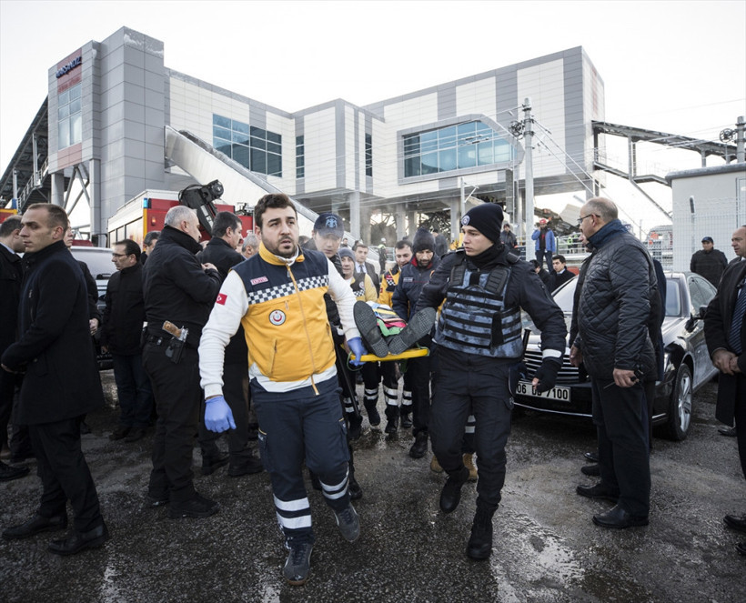 Yüksek Hızlı Tren'deki yaralı böyle kurtarıldı! Korkunç görüntüler - Resim: 4