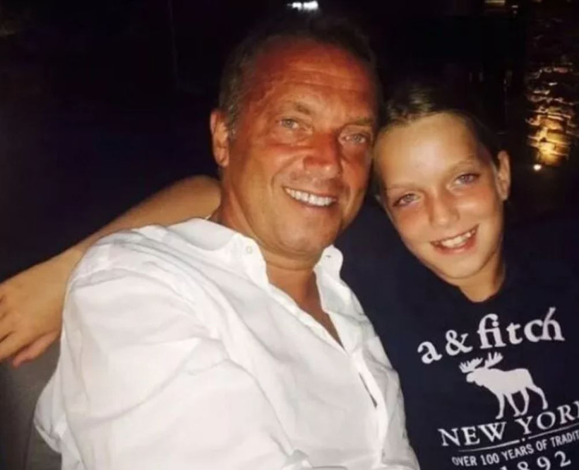 Cem Uzan'ın kızı Paris Uzan yıllar sonra ortaya çıktı! İddialı pozlarıyla Instagram'ı sallıyor - Resim: 1