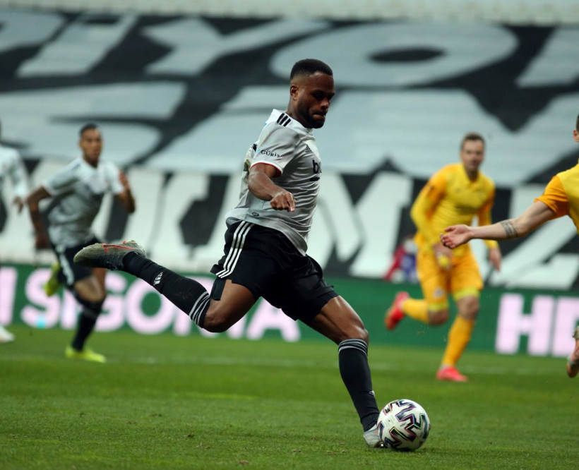 Beşiktaş- Ankaragücü maçı sonrası olay yorum! Beşiktaş'ın ilk golü iptal olmalıydı - Resim: 2