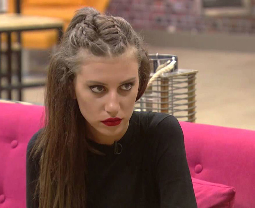 Kısmetse Olur'un Melis'inin dudak dudağa pozu olay yarattı - Resim: 2