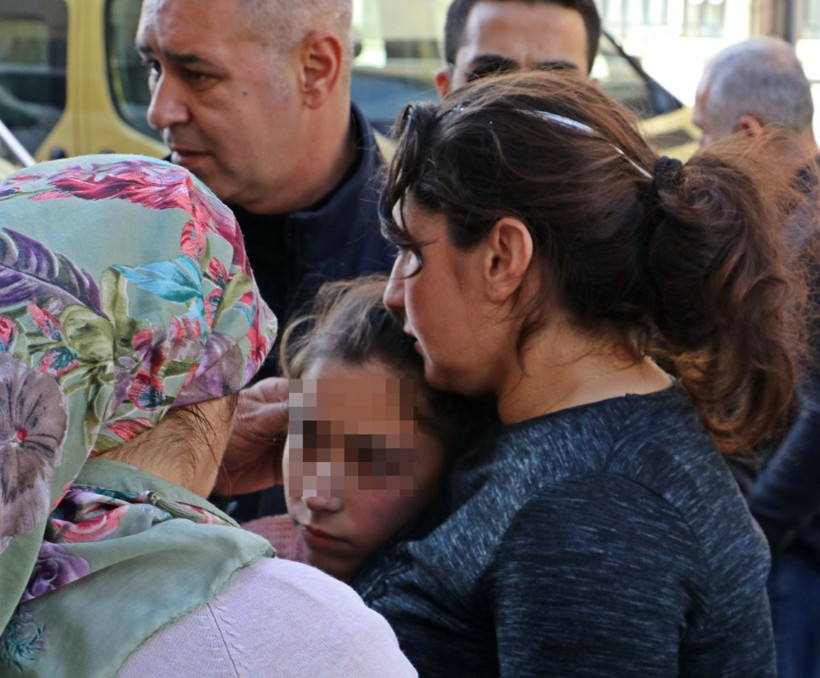 Antalya'da evinin yandığını gören anne sinir krizi geçirdi - Resim: 4