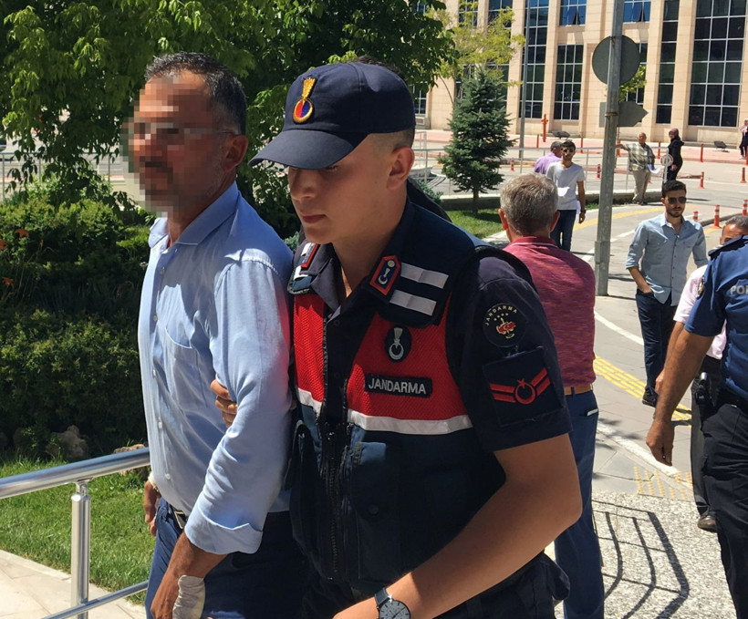 Kavga sırasında traktörü üzerlerine sürdü! Baba yaralandı oğlu öldü - Resim: 3