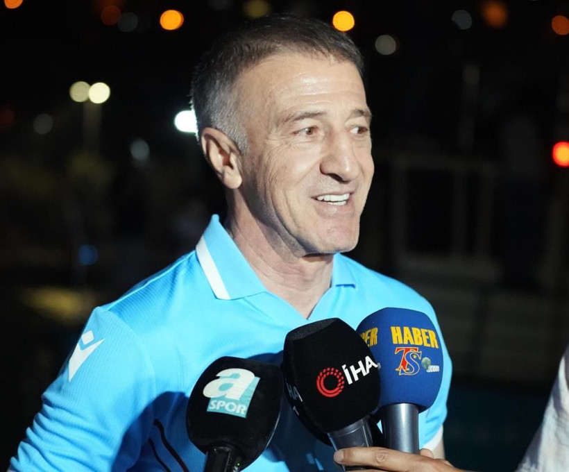 İstanbul'da muhteşem gece! Trabzonsporlu taraftarlar meşalelerle geceyi aydınlattı - Resim: 1