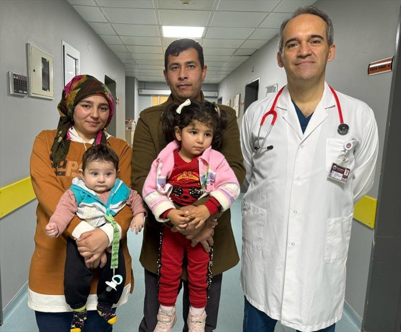 Çok seyrek görülen bir hastalıktı 1.5 aylıkken ameliyat olan Ünal bebekten haber var - Resim: 1
