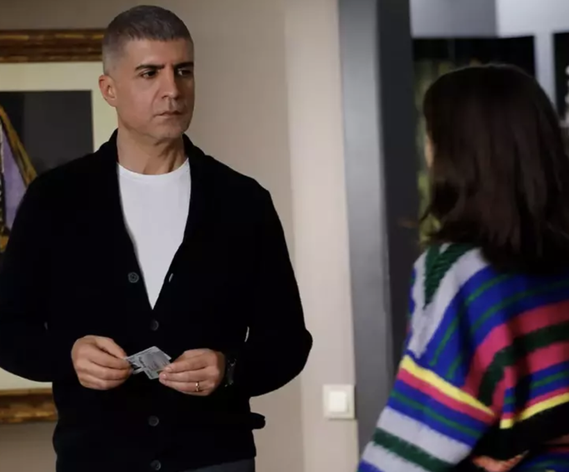 RTÜK Kızıl Goncalar'ı kaldırdı Özcan Deniz isyan etti: 'Kariyerimin en ahlaklı işi' - Resim: 1