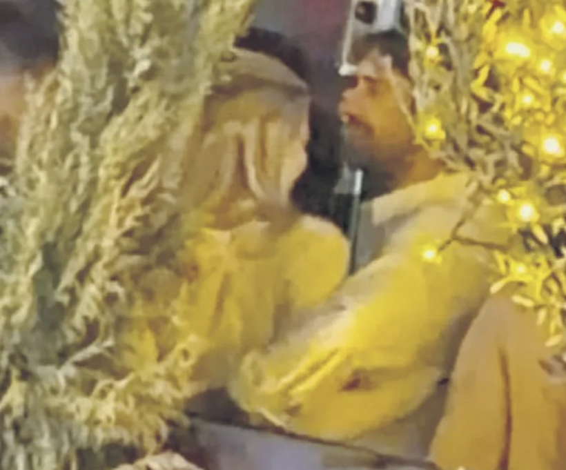 Taşacak Bu Deniz'in Koçari'si Ulaş Tuna Astepe bakın kiminle görüntülendi - Resim: 2