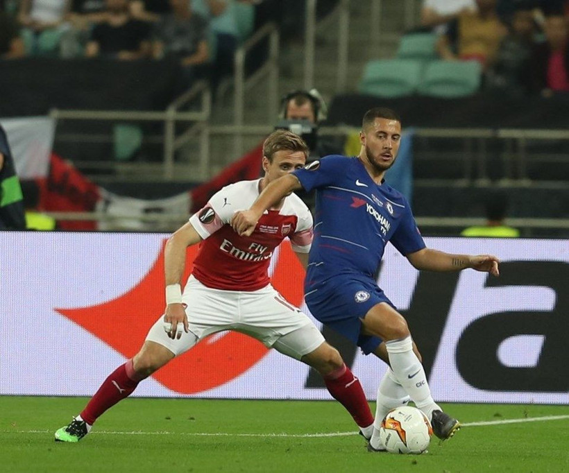 Chelsea UEFA Avrupa Ligi'ni kazandı Başakşehir'in yüzü güldü - Resim: 2