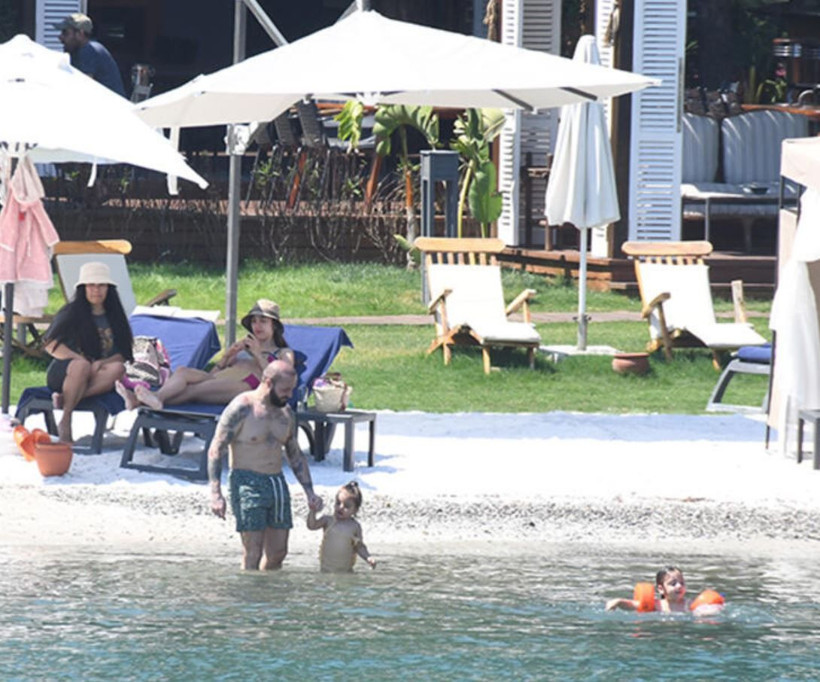 Berkay Şahin kesenin ağzını açtı! Lüks villanın günlük kirasını duyan inanamadı - Resim: 4