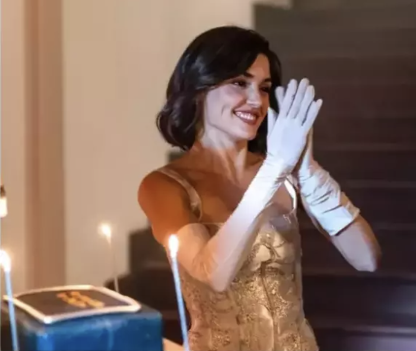 Hande Erçel'e sette sürpriz doğum günü! - Resim: 4