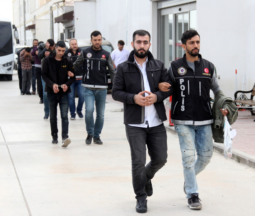 Aile boyu gözaltı sonrası haykırdı: Seni çok seviyorum, bekle beni - Resim: 4