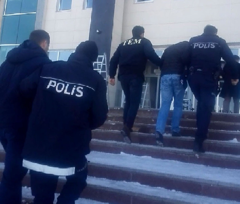 FETÖ'ye büyük darbe! Asker polis doktor akademisyen işadamı... - Resim: 1