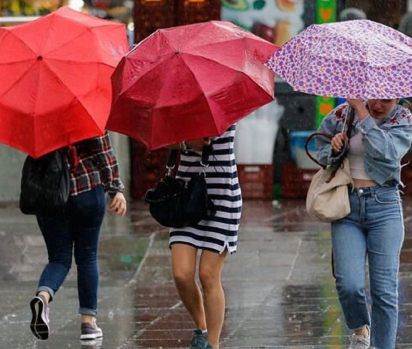 Yükseklerde kar, şehirde yağmur! Sıcaklıklar düşüyor: İşte il il hava durumu... - Resim: 1